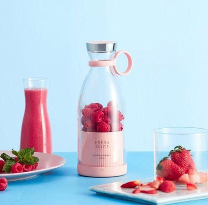 Portable USB blender for fresh juice and smoothies